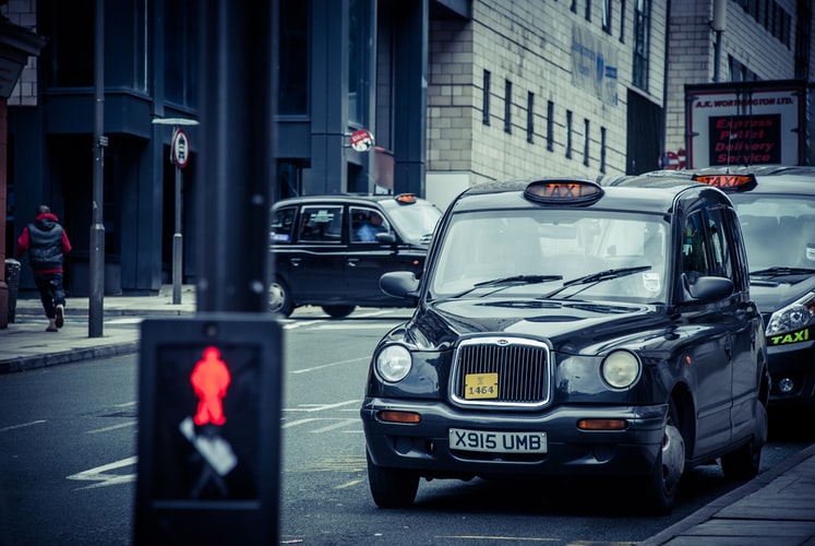 Things You Should Look For When Choosing A Company For Taxi Booking Services